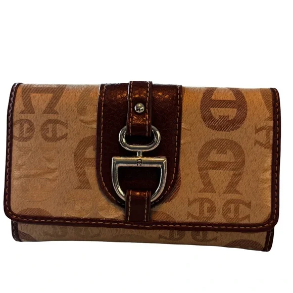 Etienne Aigner Bags Etienne Aigner Womens Tri Fold Logo Wallet